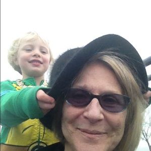 Meet your Posher, Sylvia